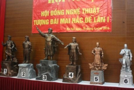 Hà Tĩnh: Hoàn tất chọn mẫu thảo tượng đài vua Mai Hắc Đế