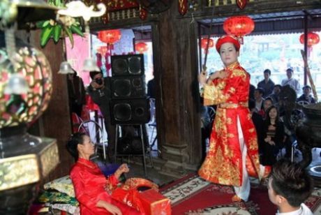 Liên hoan văn hóa tín ngưỡng thờ Mẫu 2014 tại Hà Nội