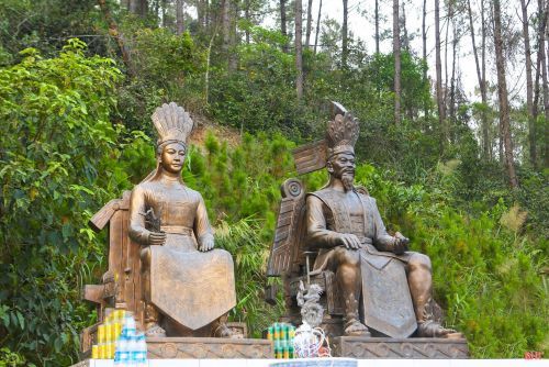 kham-pha-khu-di-tich-tho-cac-vua-hung-o-ha-tinh